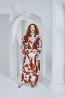 Caftan Lily